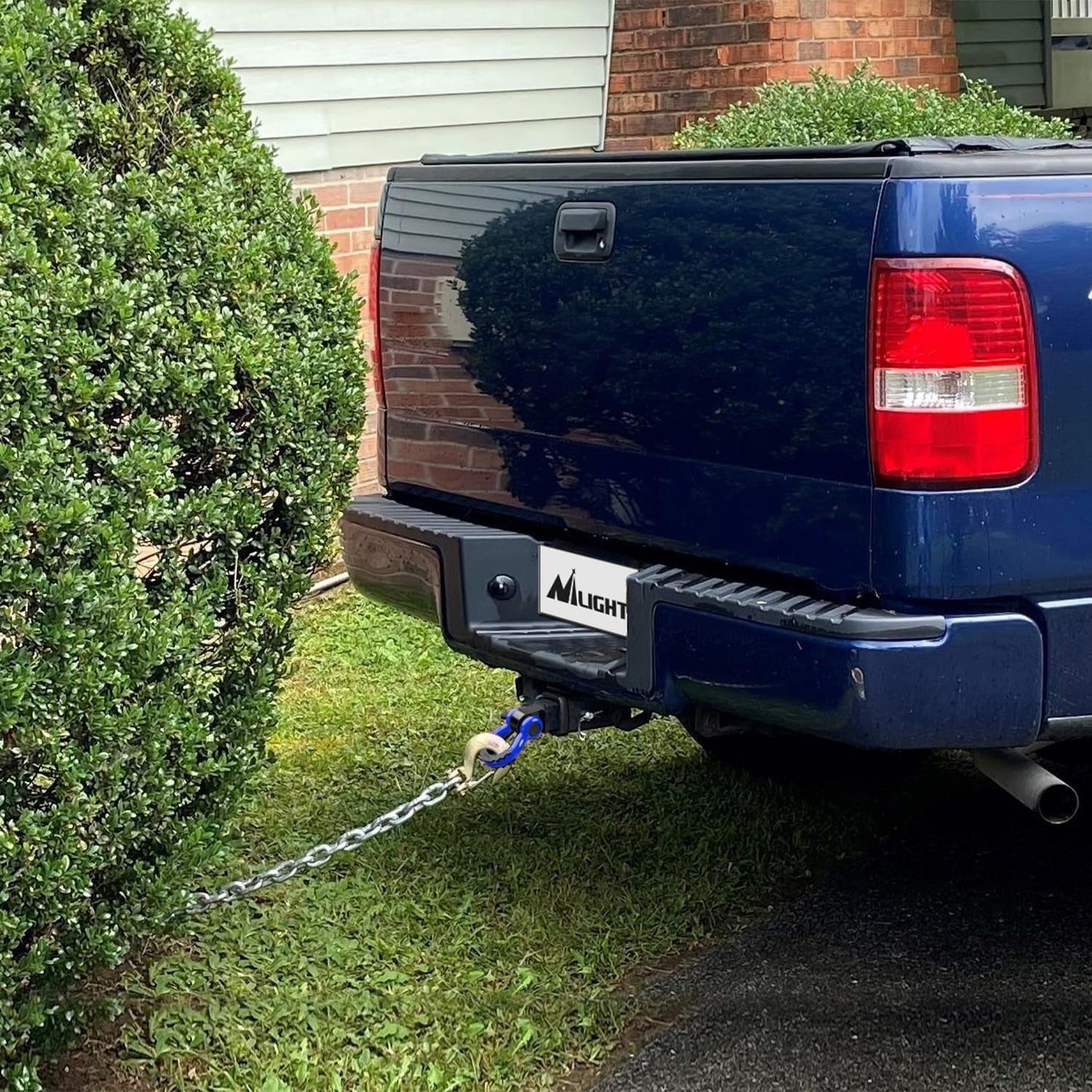 Heavy-Duty Shackle Hitch Receiver with 2-Inch Compatibility, 45,000 lbs Breaking Strength, 3/4" D Ring Trailer Pin, Solid Recovery Towing Kit for Trucks and Off-Road Vehicles