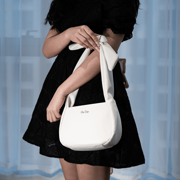Hobo Hand Bag for Womens, Small Vegan Leather Hobe Handbag Shoulder Purses for Women with Zipper-White