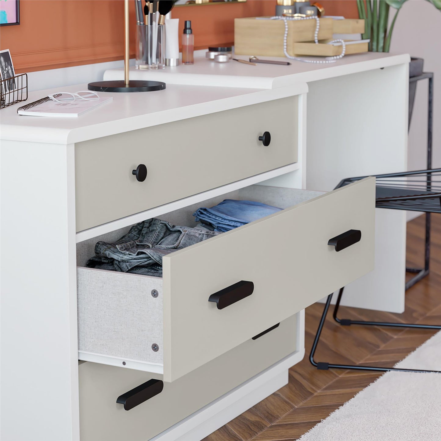 Valencia 3 Drawer Dresser And Desk