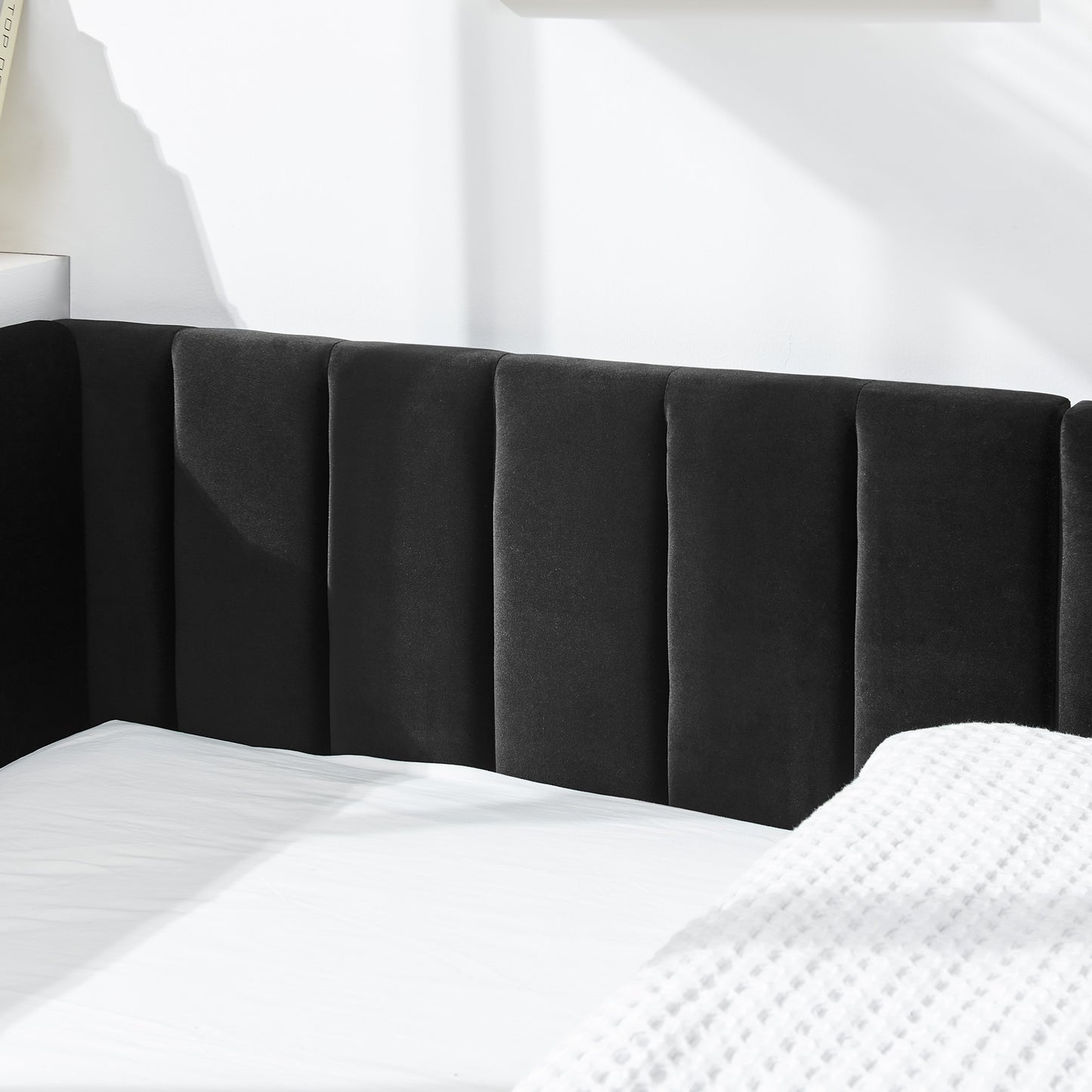 Full Size Upholstered Tufted Bed Frame, Sofa Bed Frame With Comfortable Backrest And Armrests, Full Size Bed For Bedroom, Living Room,Velvet-Black 81x60x29.5