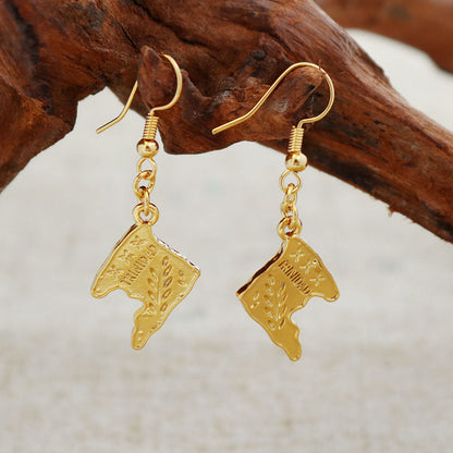 14k Yellow Gold Trindade Map Hanging earring