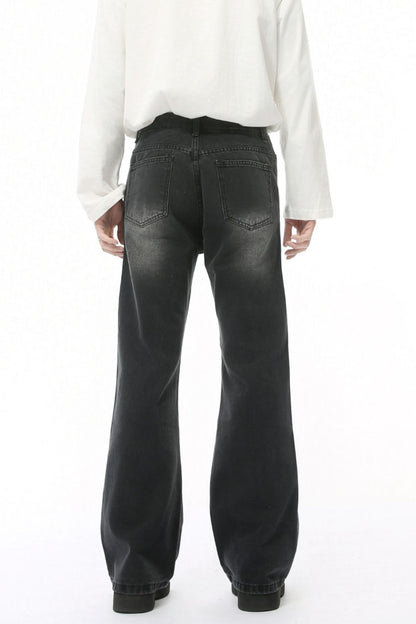 Mid Rise Jeans with Pockets