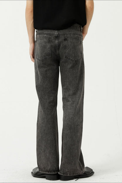 Mid Rise Jeans with Pockets