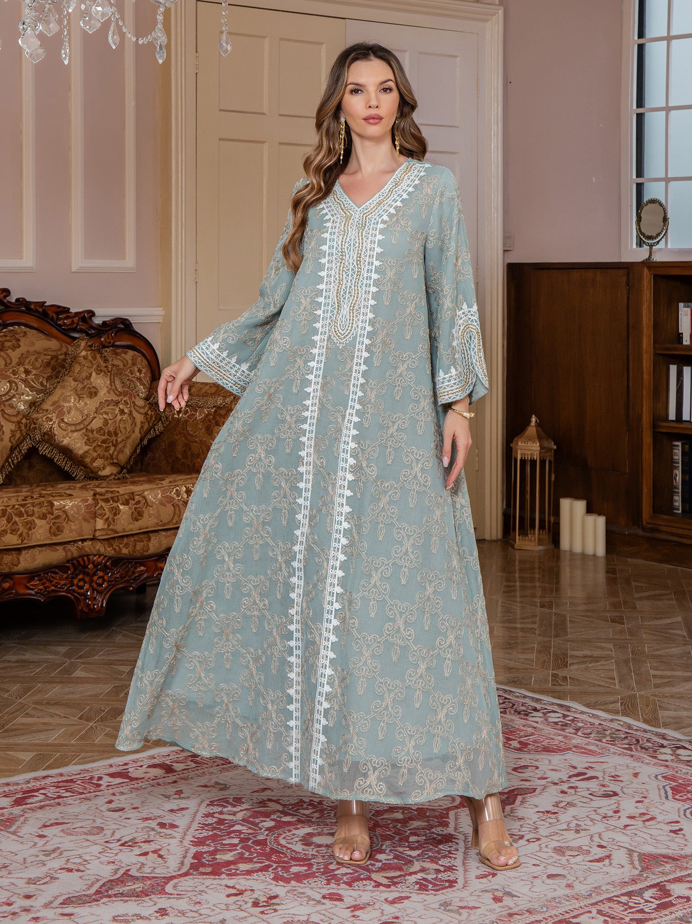New Fashion Muslim Women's Long Robe Middle Eastern Clothing Jalabiya Elegant Embroidery Dubai Long Dress
