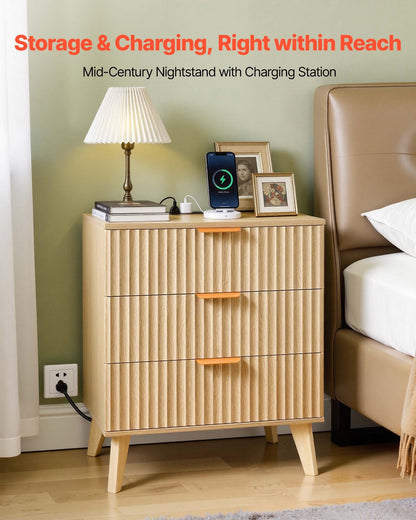 Fluted Nightstands With Charging Station, Set Of 2, Dresser For Bedroom With 3 Drawers, Mid Century Modern End Table, Bedside Cabinet Side Table Chest Of Dresser, For Bedroom, Living Room, Khaki