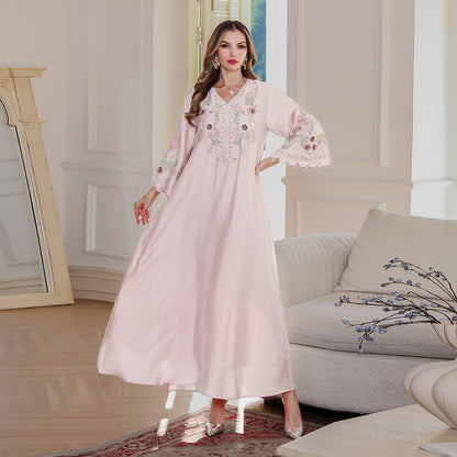 Middle Eastern Women's Dress Dubai Embroidered Long Robe Muslim Maxi Dress