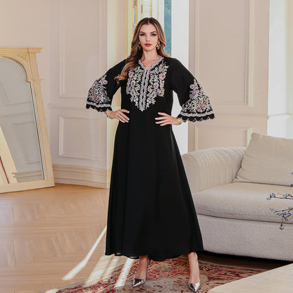 Middle Eastern Women's Dress Dubai Embroidered Long Robe Muslim Maxi Dress