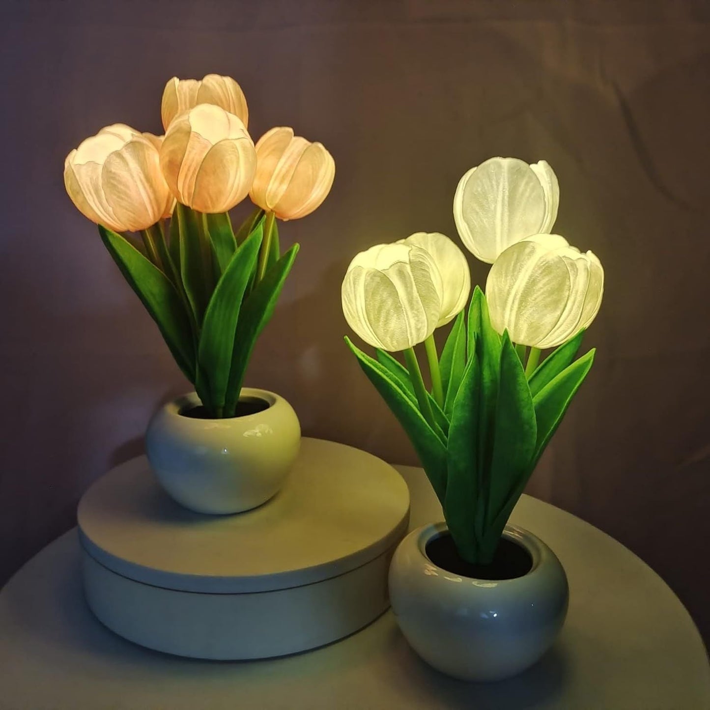 Tulip Lamp - LED Replica Tulip Table Lamp with Flower Vase for Desktop Decoration. Suitable for home, living room, desktop decoration, holiday gifts, atmosphere decoration lamps. Powered by USB