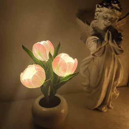 Tulip Lamp - LED Replica Tulip Table Lamp with Flower Vase for Desktop Decoration. Suitable for home, living room, desktop decoration, holiday gifts, atmosphere decoration lamps. Powered by USB