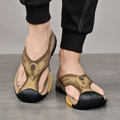 Summer men's new first layer cowhide flip-flops fashion all comfortable men's slippers beach shoes