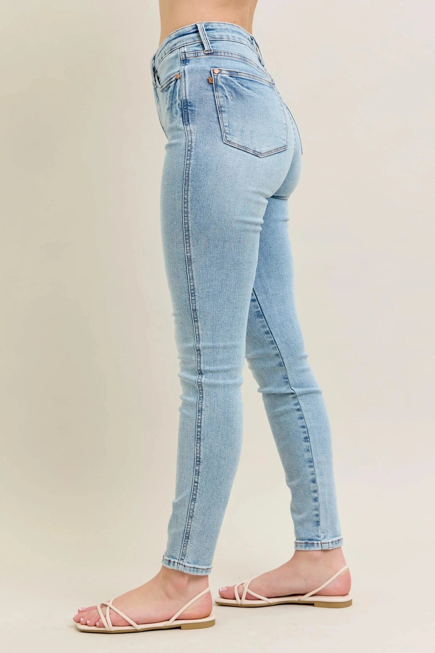 Judy Blue Full Size Mr Tummy Control Vintage Wash Skinny Jeans Plus Size